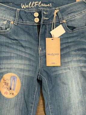 Wallflower Distressed Medium Blue Cropped Jeans